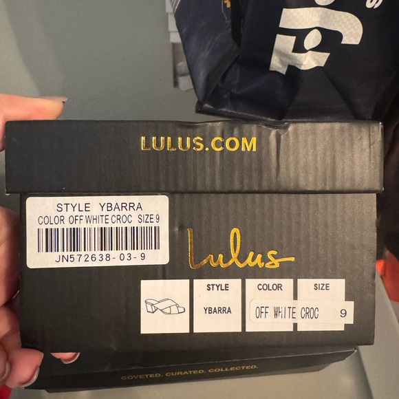 Lulu's Ybarra Off White Elegant Croc-Embossed Heeled Mules - Picture 7 of 7